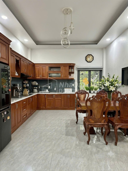 Đối diện vincom - quang trung– hẻm xe hơi thông  – 62m² – 3 tầng – 7.xtỷ