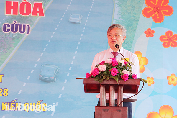 Chủ tịch UBND tỉnh Cao Tiến Dũng phát biểu tại buổi lễ